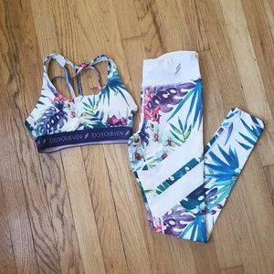 Doyoueven white jungle set